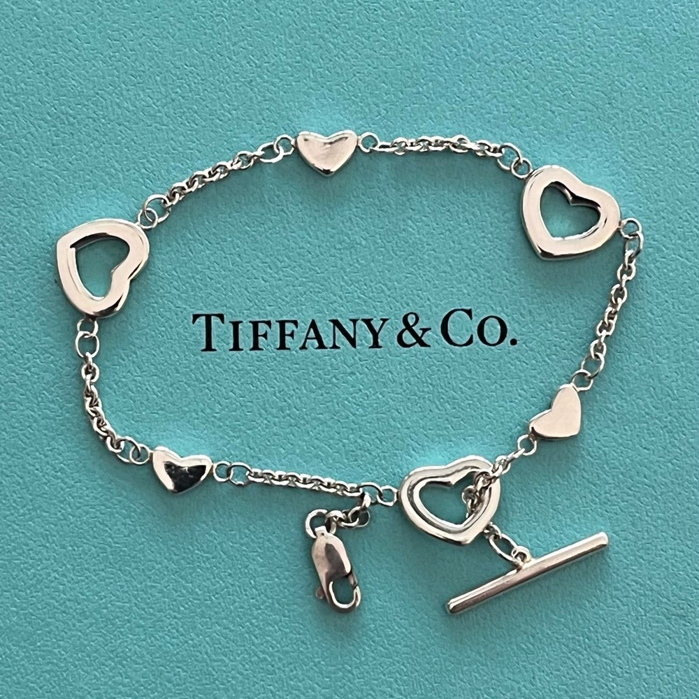 ✨✨✨SOLD✨✨✨ Tiffany & Co. Open Heart Lariat Toggle Bracelet